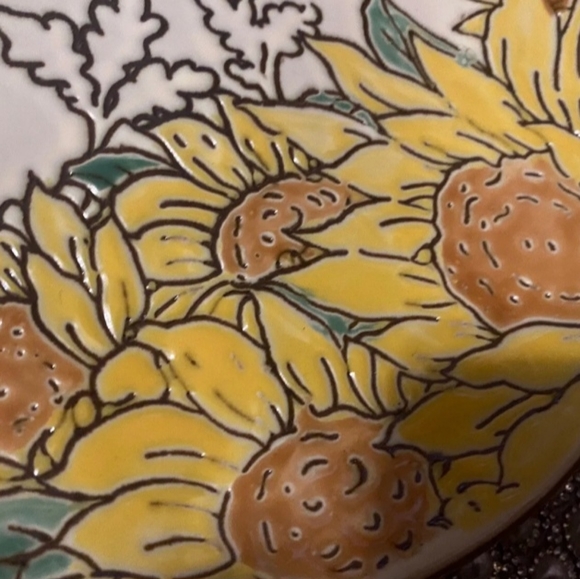 Spectrum Designz Golden Sunflower SALAD Plates 8” Set Of 4 - Picture 2 of 3